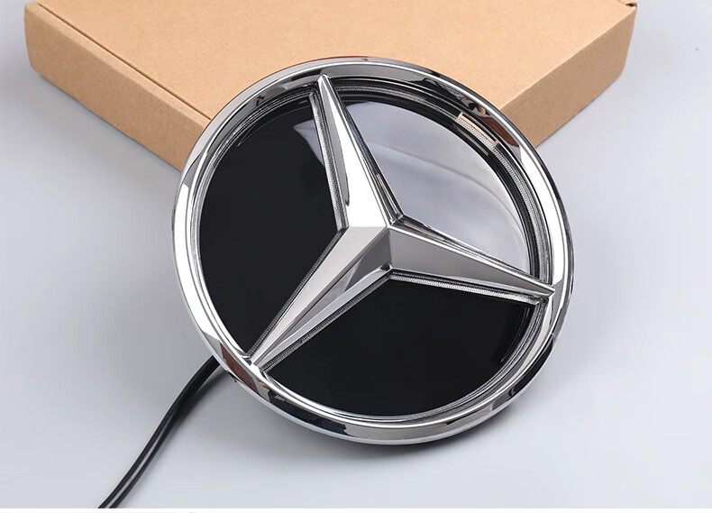 适用于奔驰大标发光大标镜面车标新c级c新e级e300l/glc260/gla/gle