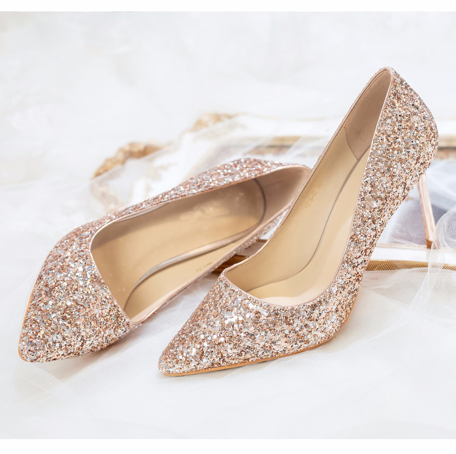 品牌新娘婚鞋女2020新款主婚纱水晶鞋金色结婚高跟鞋细跟伴娘礼服鞋子