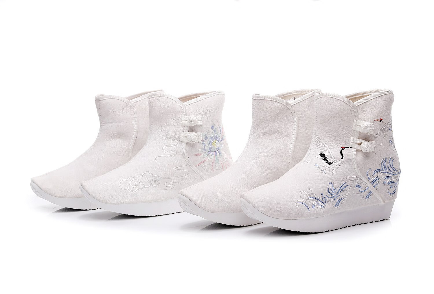 登云履汉服鞋子女古风内增高汉服靴民族风舞蹈鞋绣花鞋女单鞋 云鹤