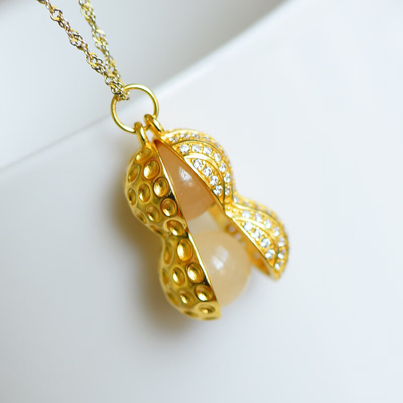 s925银镶和田玉花生吊坠规格8x8mm