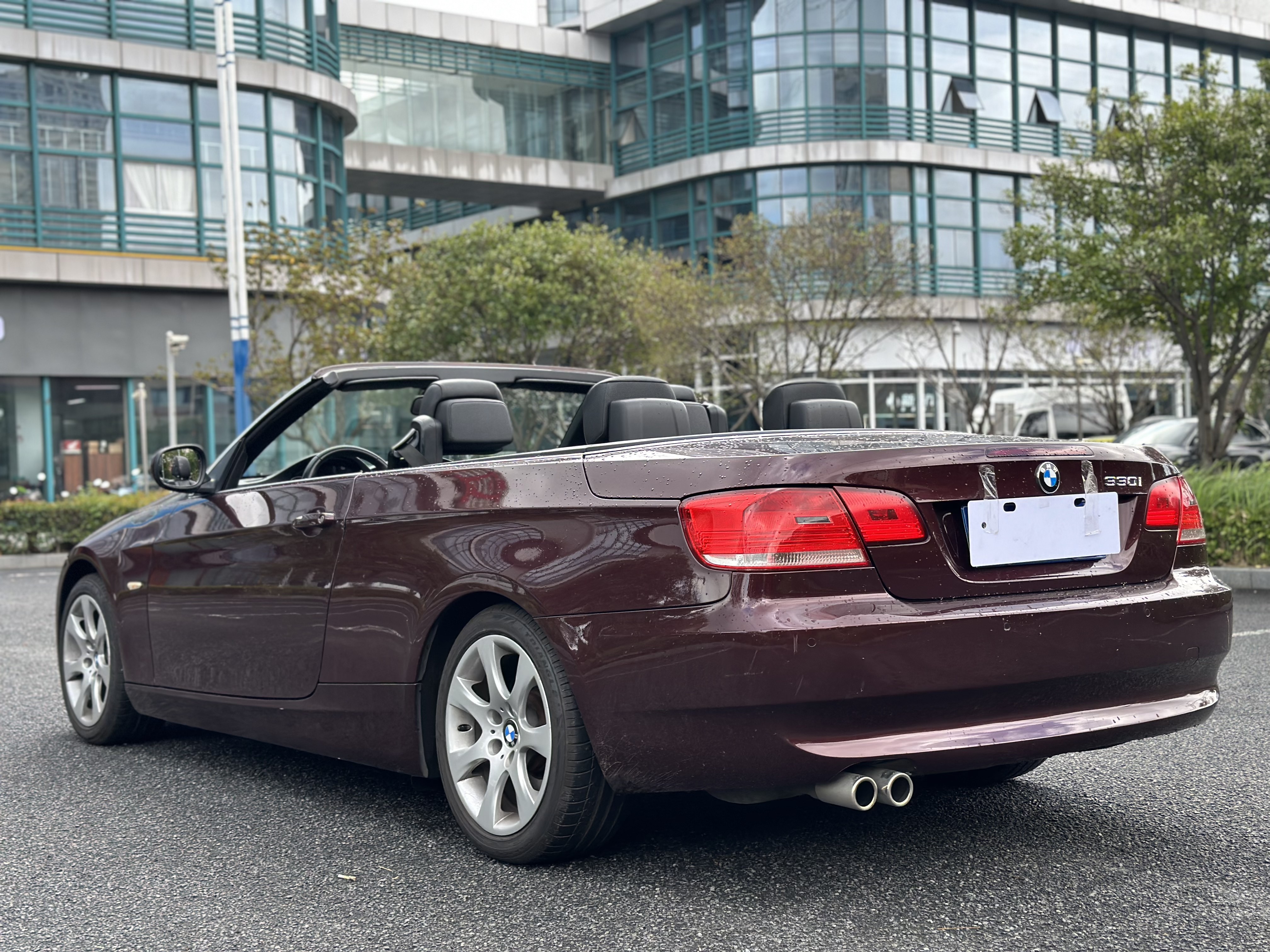 宝马  3系  330i(进口) 3.0l    敞篷 轿跑车  4座   非营运