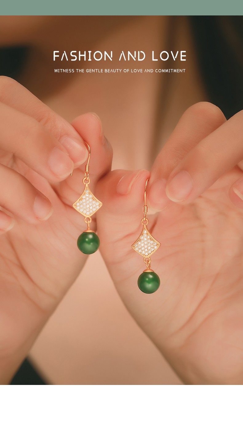 溪润配送证书轻奢复古宫廷碧玉耳环女长款气质耳钉耳坠时尚首饰品圣诞