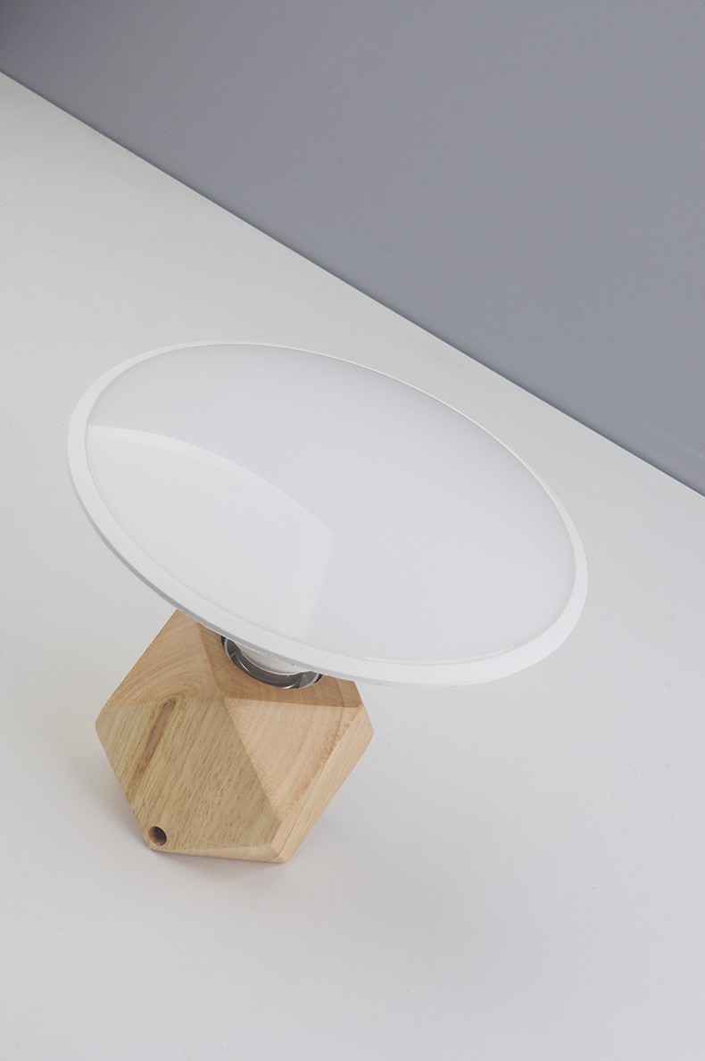 led飞碟灯三色吊灯餐厅简约节能酒店室内照明e27螺口220v110家用工程