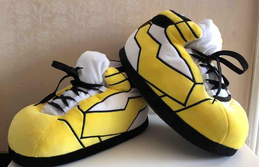 萌萌猪创意礼品恶搞a棉j鞋保暖鞋回到未来发光aj棉拖鞋小鬼同款男女