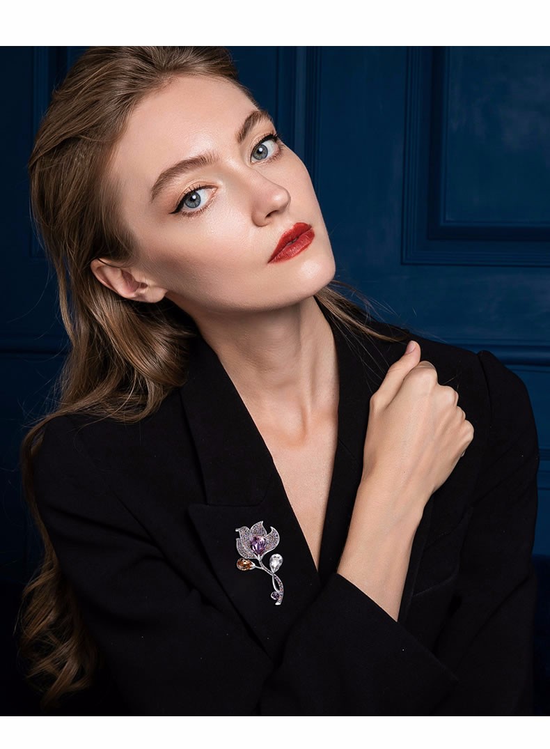 品牌胸针女采用施华洛世奇元素外套胸花别针韩国高档奢华配饰送女友送