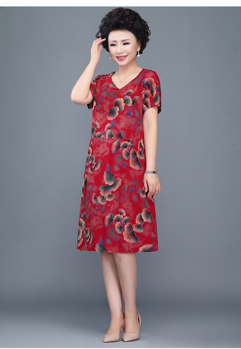 妈妈装连衣裙新款中老年连衣裙40岁花色显瘦50岁妈妈夏装洋气裙子1919