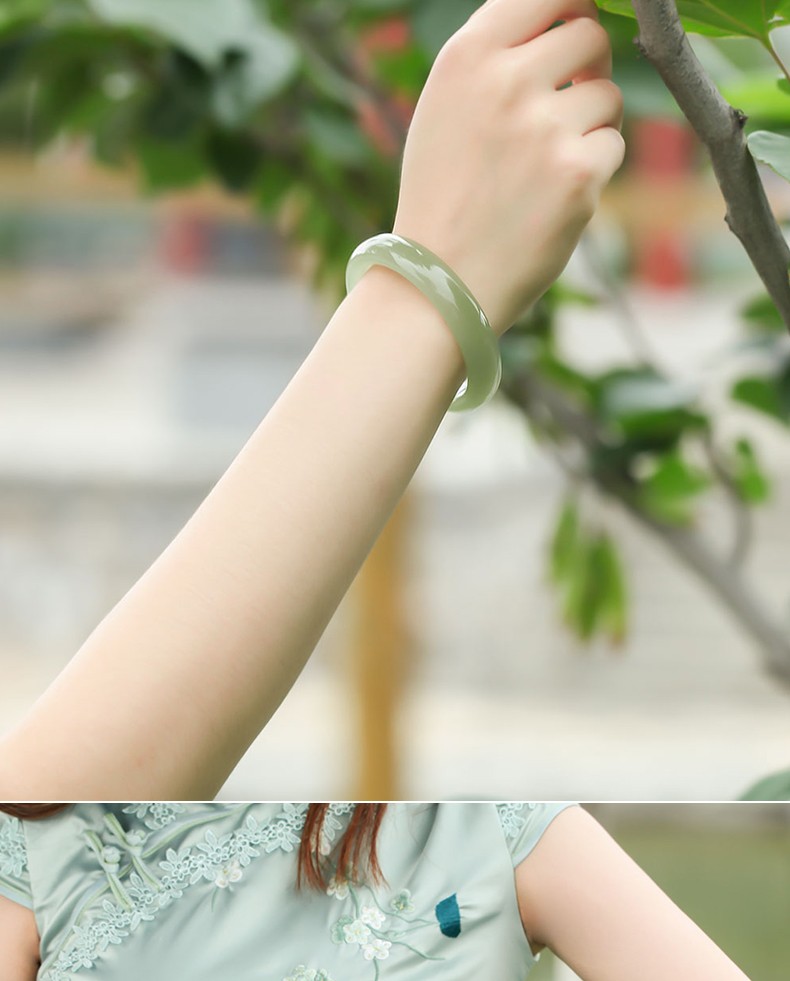 至翠斋 和田玉青白玉手镯女款天然正品新疆和田玉青白玉女款玉手镯送