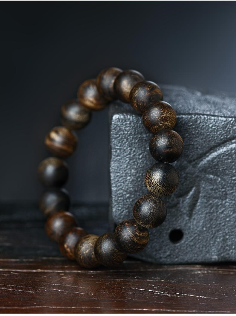 凉韵花蜜香 12mm沉香手串9分沉 【孤品】c1841 达拉干黑油格沉香手串