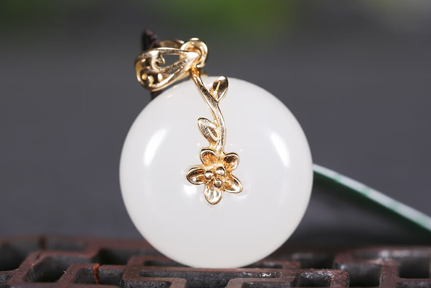 七彩云南,东方金钰,和玉缘,和合玉器,老凤祥,bai菜百首饰,城隍珠宝,玉