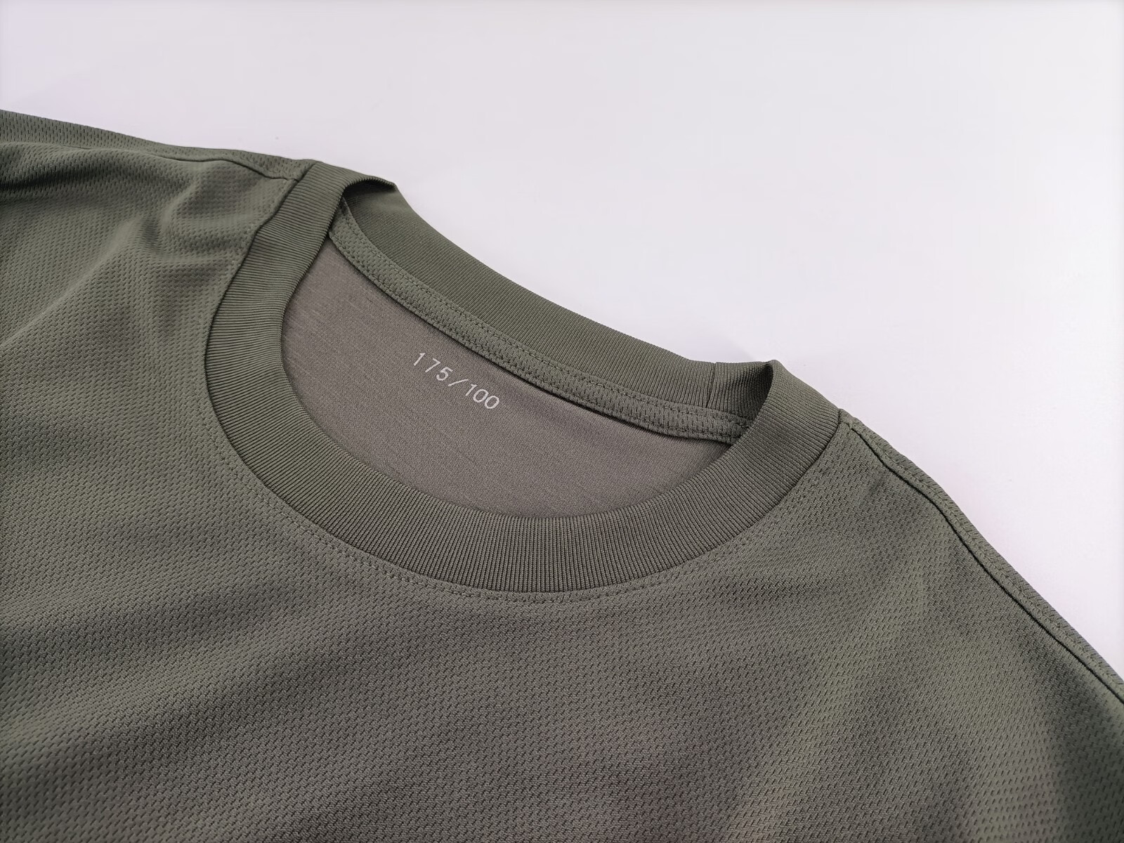 21新式长袖体能服新式长袖圆领衫灰绿色体能服长袖圆领衫训练服圆领衫