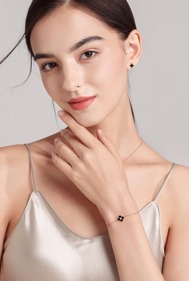 时尚饰品 手链/脚链 法卡曼(facaman) 法卡曼轻奢品牌18k金四叶草手链