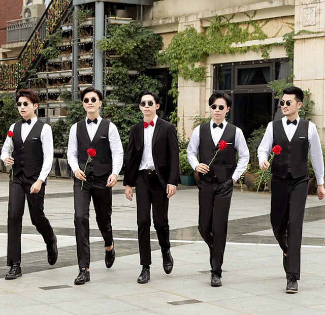 冬逸伴郎团服装男马甲三件套礼服白衬衫长袖兄弟装背带裤春季婚礼套装