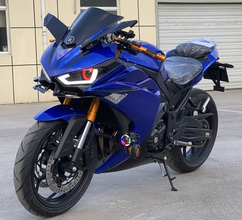 豪剑机车国四r3战神幻影摩托车跑车皮卡丘黑武士400双缸机车地平线