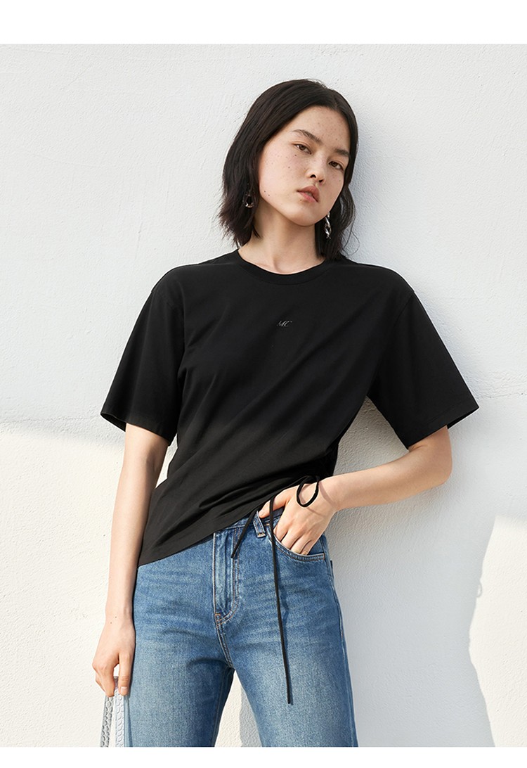 moco是什么牌子的衣服价格（moco衣服算什么档次）-第2张图片-潮百科