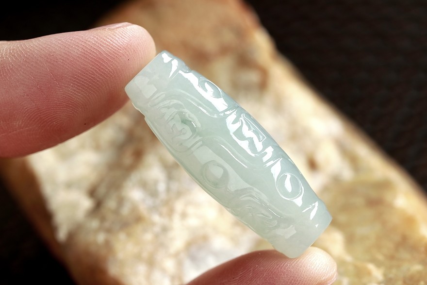 石之富珠宝缅甸天然翡翠a货冰糯种仿古天珠吊坠11.