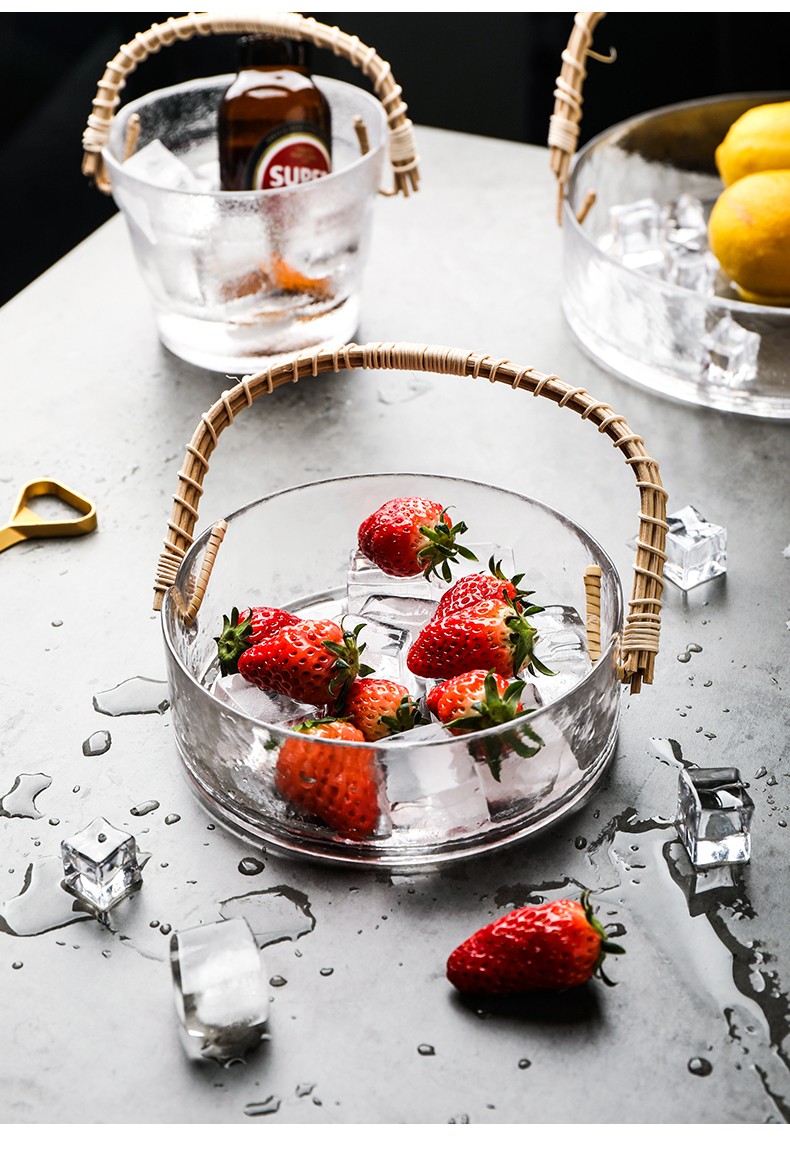 舍里网红水果盘客厅家用创意冰镇桶北欧个性竹藤提手玻璃盘子果篮三个