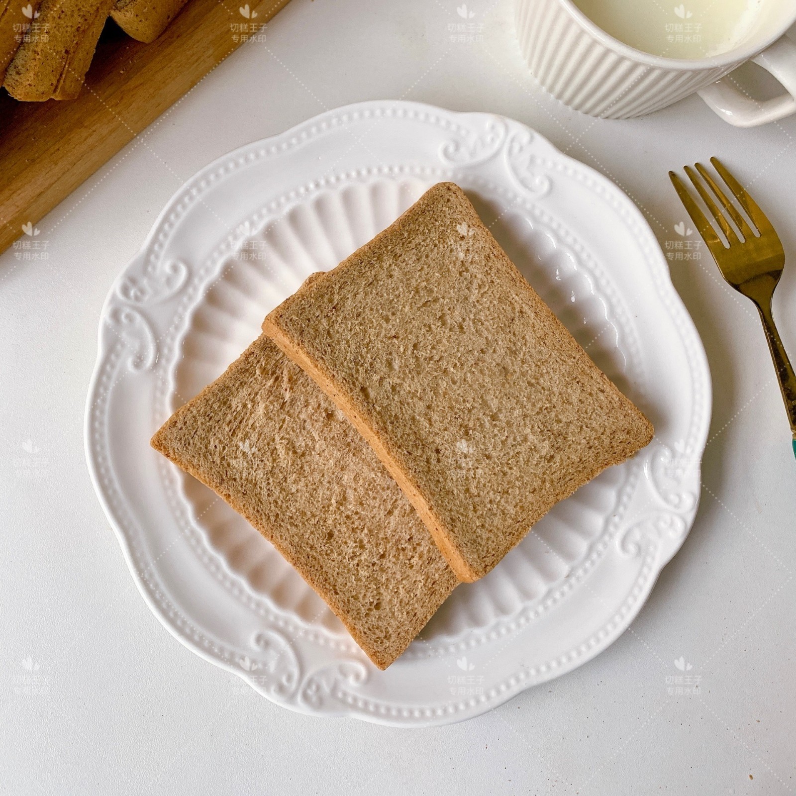 切糕王子全麦出击新疆黑麦裸吐司10片装420g箱黑麦吐司面包粗粮早餐