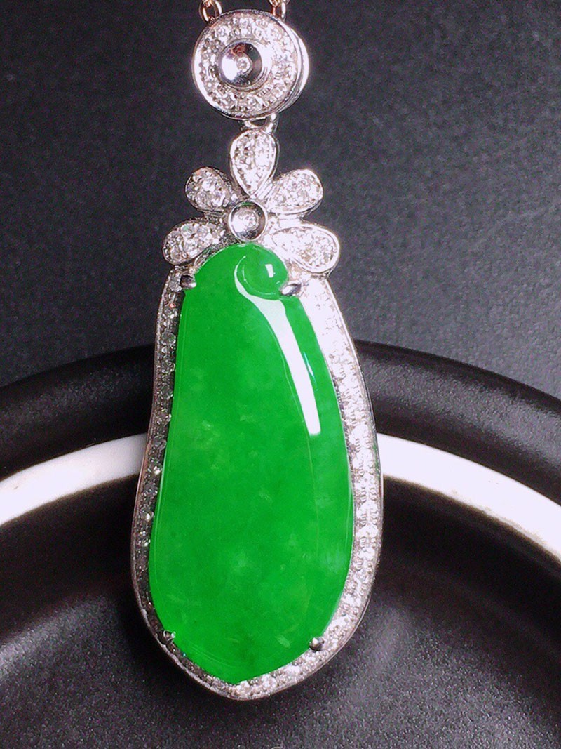 翡翠 翡翠吊坠 源头 源头翡翠 翡翠满绿福瓜吊坠18k金镶钻缅甸天然