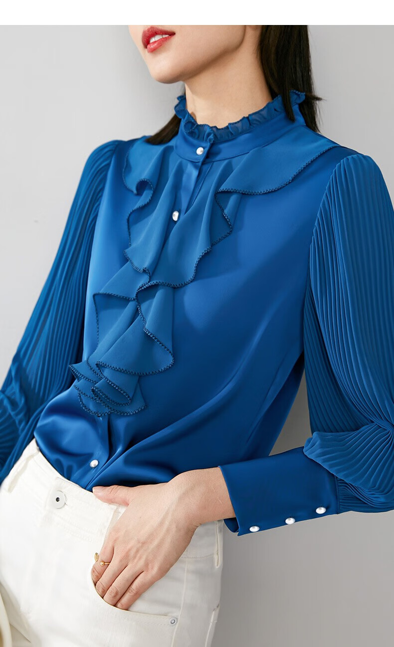 更多参数>>衣长:常规款图案:纯色衣门襟:单排扣袖型:衬衫袖适用年龄