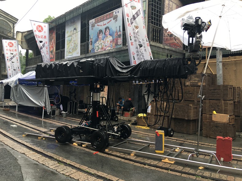 qfys青峰影视 四轮车dolly影视轨道车 四轮倒来板车套装 通用欧美gfm