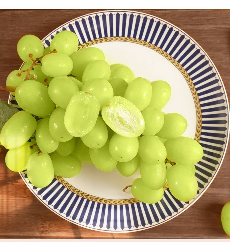 网易严选秘鲁进口青提2斤粒粒爆脆鲜甜2斤