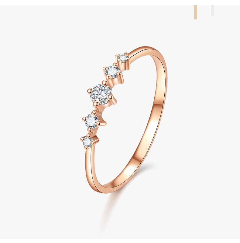 六桂福珠宝钻石戒指女18k金钻戒排钻四抓牙镶女戒小排戒细钻排镶钻戒