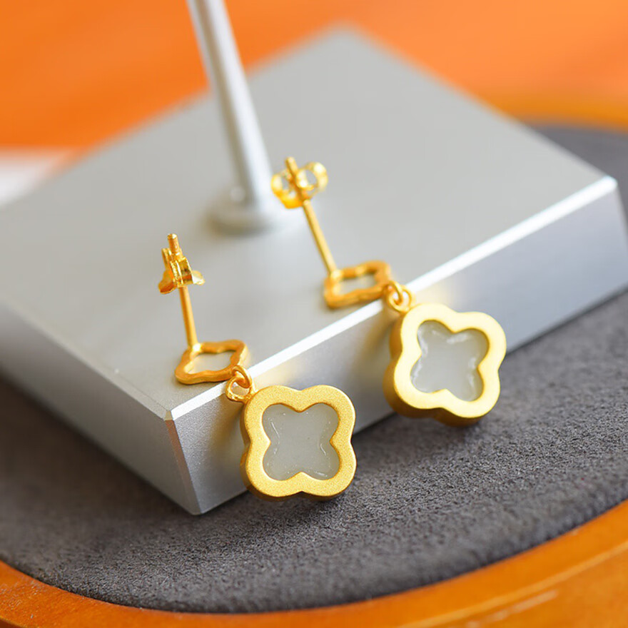 银镶和田玉四叶草耳坠规格10x10mm有证书含重量