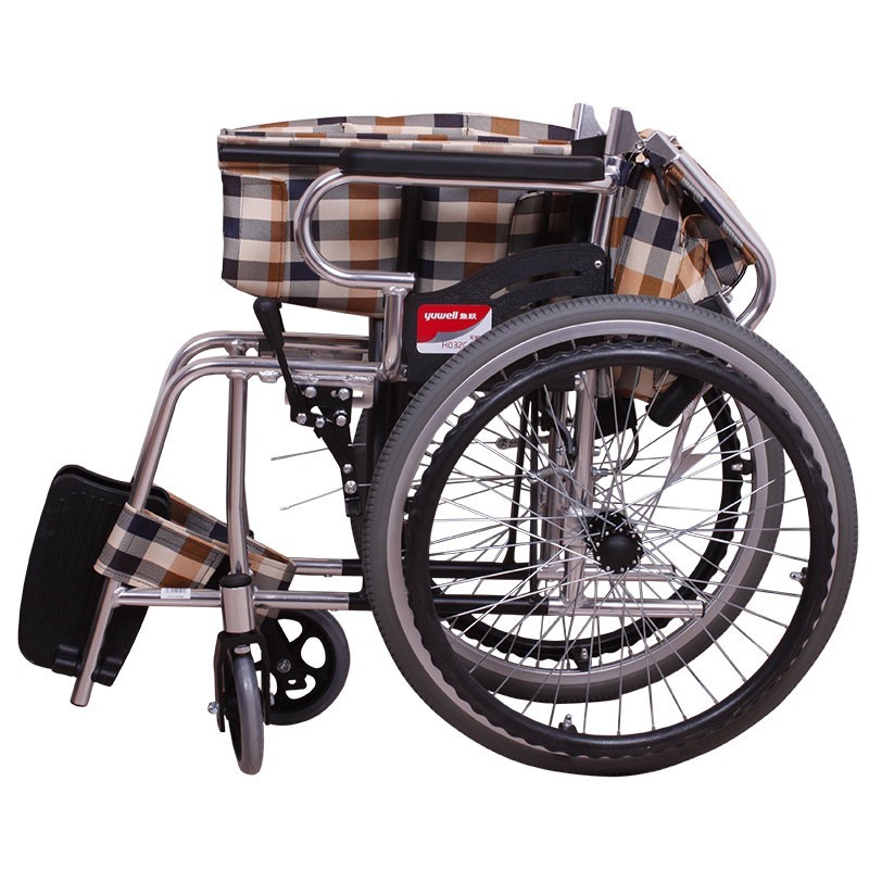 鱼跃轮椅车h032c 折叠轻便铝合金老人老年轮椅免充气轮胎 h032c