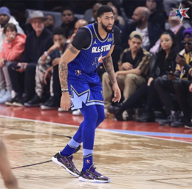 买手代购耐克nike kobe 5男士科比5代战靴湖人紫金配色缓震篮球鞋 cd