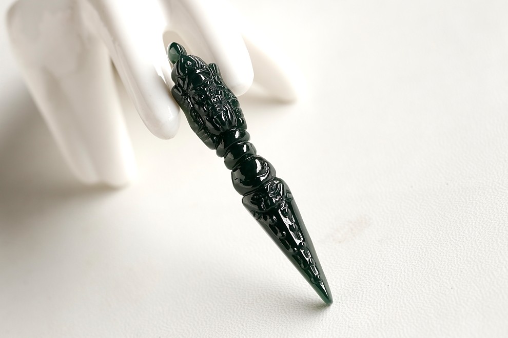 石之富珠宝缅甸天然翡翠a货冰种墨翠金刚杵吊坠526克