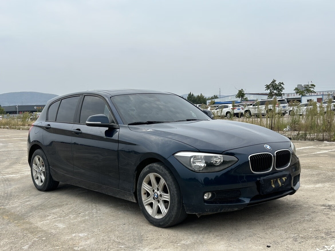 宝马 宝马 1系(进口) 带天窗 5座  非营运   小型轿车