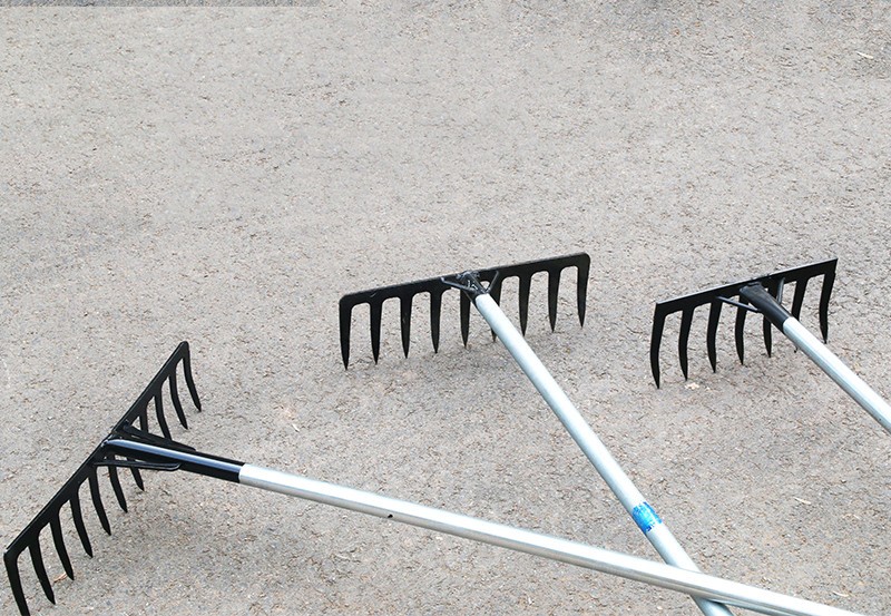 多齿耙钢管草耙园林钉耙泥耙枯草耙子农具清理农用工具松土耙15米七齿