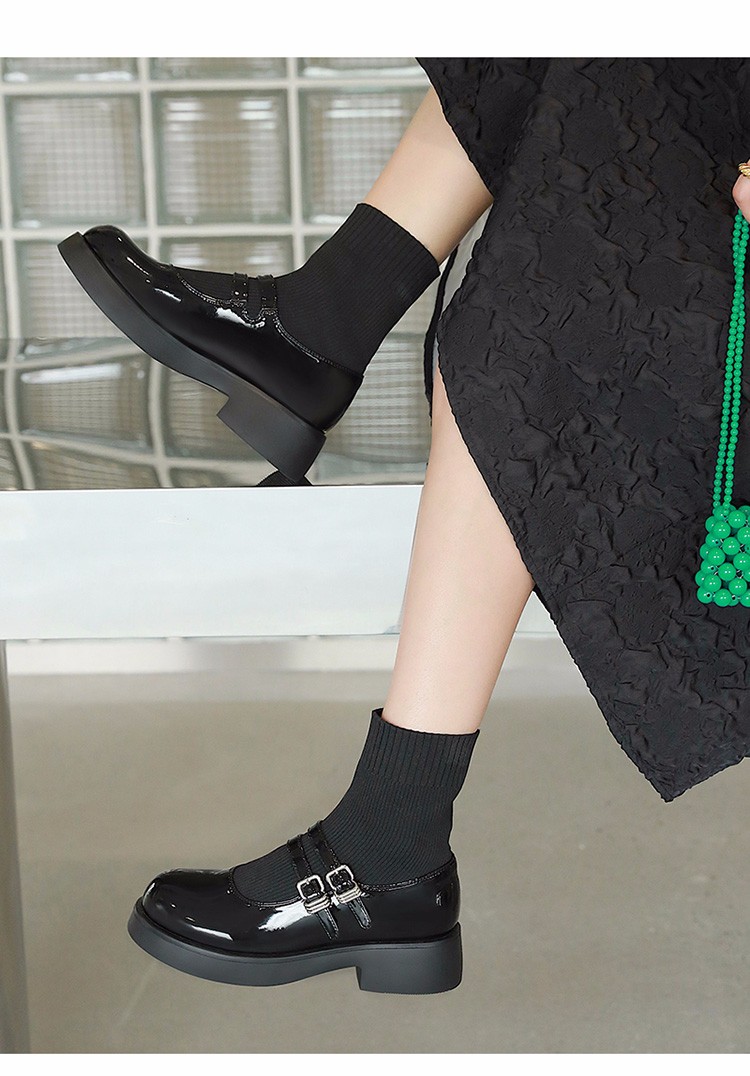 卓诗尼2021冬款英伦风小皮鞋时装靴弹力连袜靴短靴女黑色35