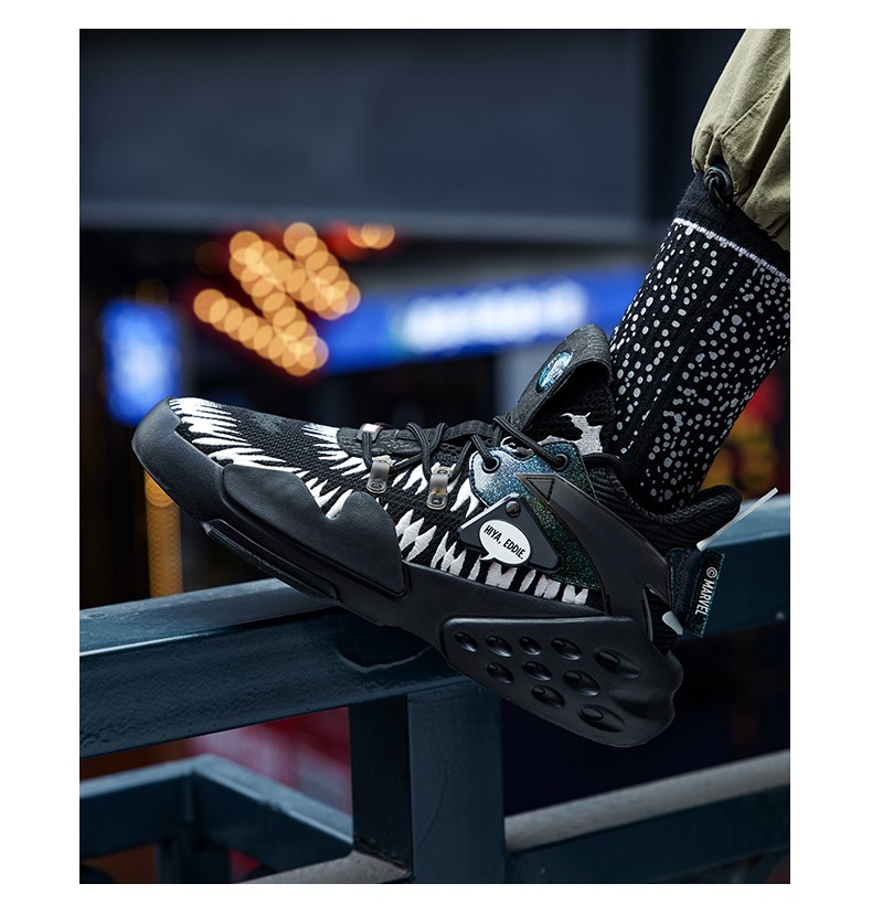 【霸道毒液】安踏漫威毒液联名男鞋休闲鞋霸道贴贴鞋2022春季新款情侣