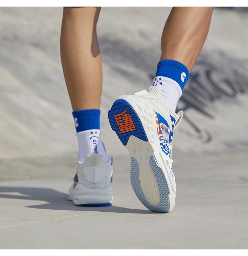 安踏男鞋c37霸道联名跑步鞋男潮鞋2021冬季新款增高板鞋软底回弹舒适