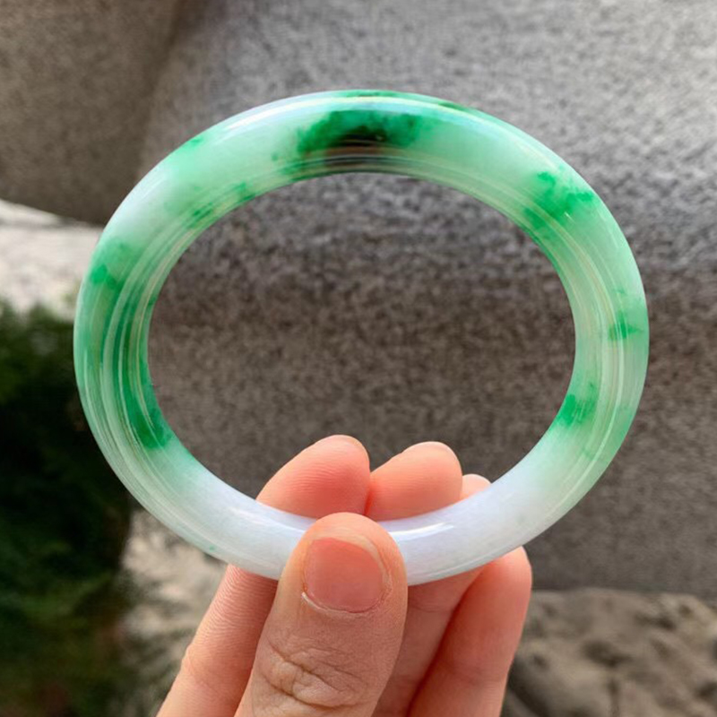 女士玉镯玉石玉器翡翠玉手镯品牌: 慈心缘 商品名称:慈心缘 缅甸天然