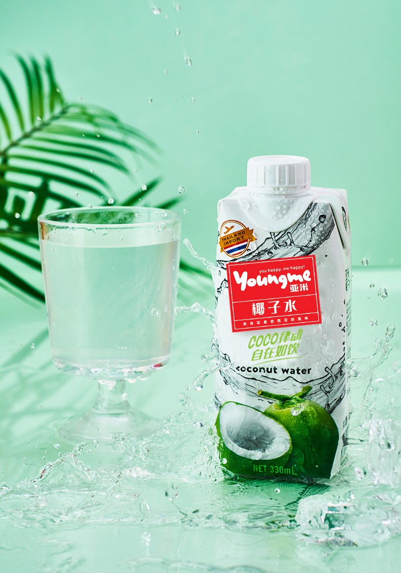 300210来伊份亚米youngme椰子水饮料330ml瓶休闲零食饮料饮品矿泉水圣