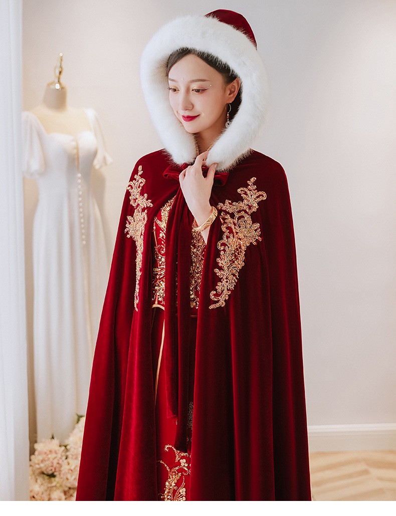 红衣金线 新娘秀禾服冬季毛披肩丝绒加厚结婚婚礼外搭披风斗篷女 珠绣