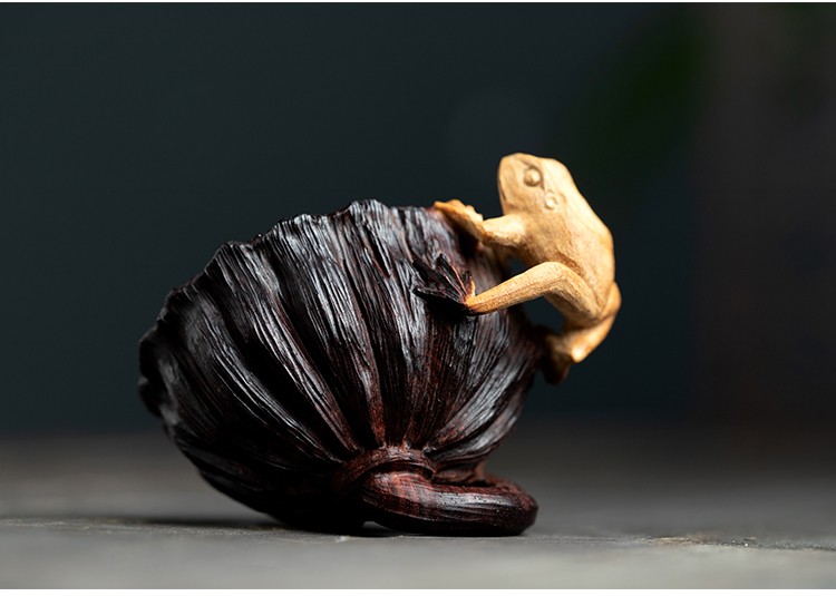 汉宫青蛙莲蓬手把件印度小叶紫檀木手工雕刻文玩盘玩把玩物件创意茶桌