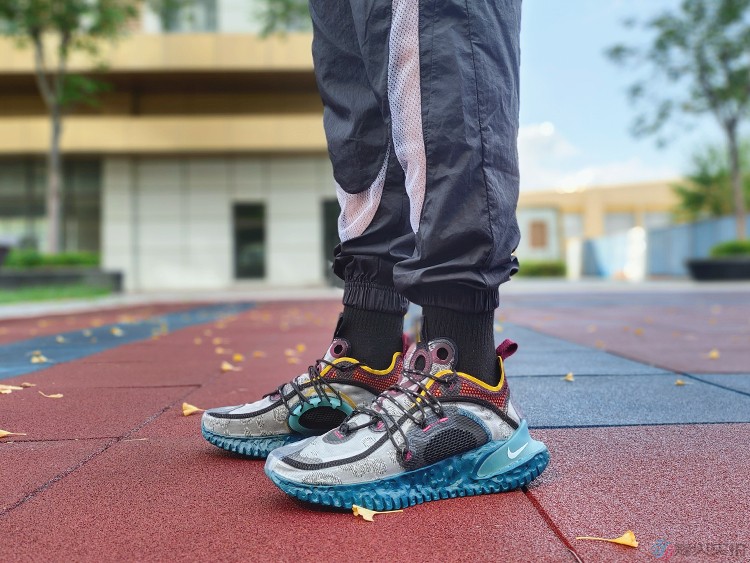 烽火体育 nike flow 2020 ispa潮流机能 减震 跑步鞋 dm2830 003 cw