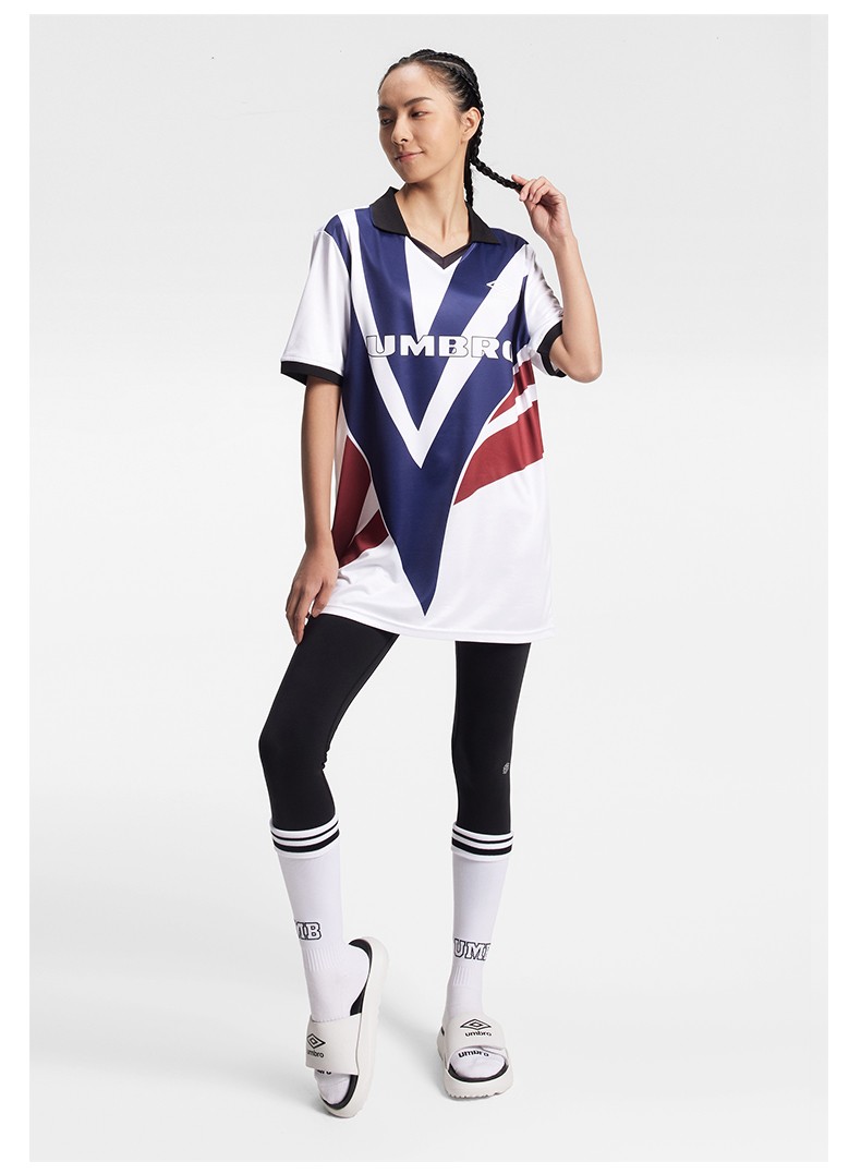 umbro茵宝男子运动短袖22夏季新款吸汗透气翻领复古v领足球服藏蓝s