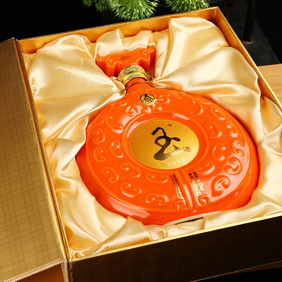 五粮液股份公司出品 玉酒 浓香型白酒 52度 礼盒收藏宴请 珠联璧合666