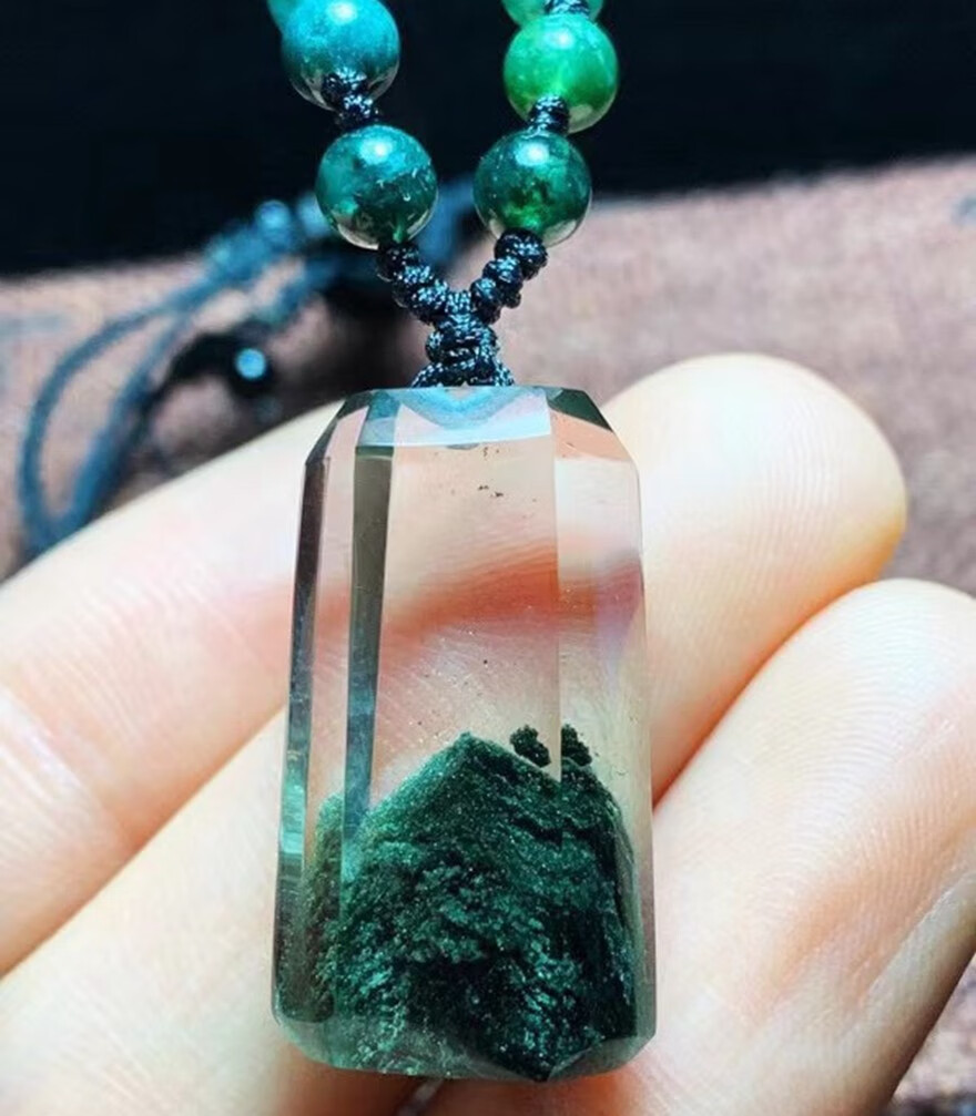 诺源珠宝天然原石原矿绿幽灵金字塔小无事牌吊坠项链男女款晶体通透