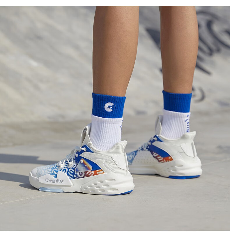 安踏c37霸道系列男鞋休闲鞋2022春季新款潮鞋男透气运动休闲鞋子男