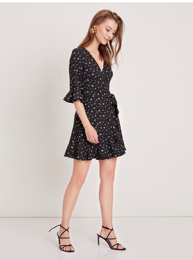 bebe夏季女士修身中袖系带连衣裙时尚印花裙子250052黑彩s