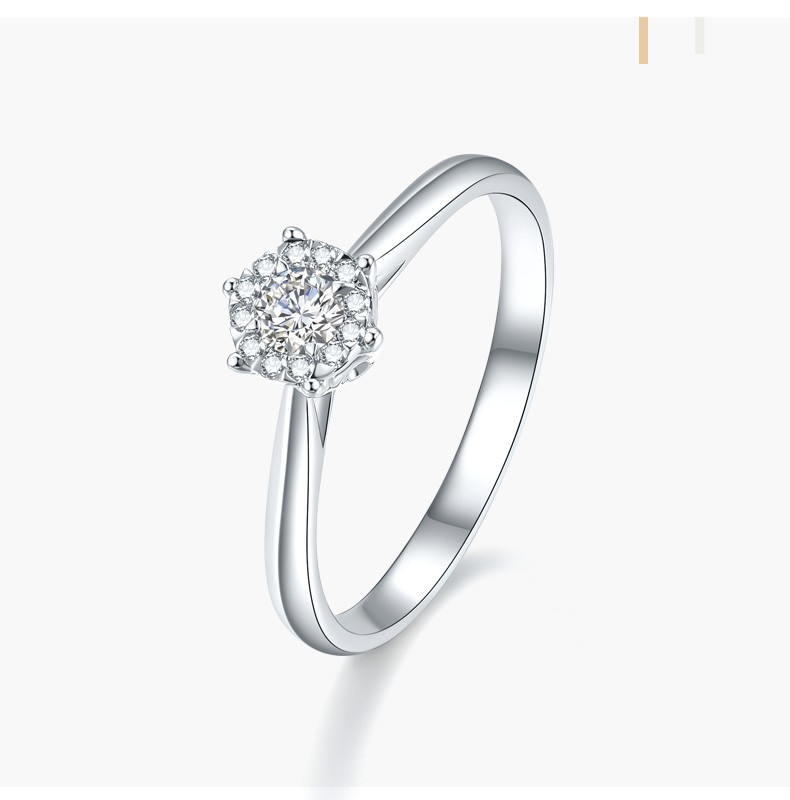 礼物六桂福珠宝花样年华18k金钻石戒指群镶效果钻戒求婚结婚戒指15号