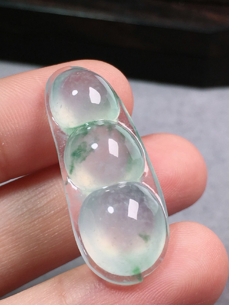 绿翠天成翡翠高冰种飘花四季豆福豆吊坠缅甸天然a货翡翠送礼生日礼物