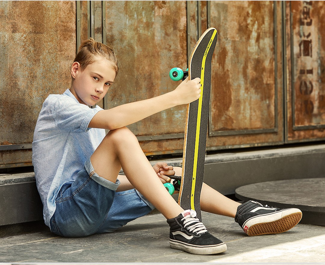 四轮双翘板公路刷街滑滑车成人儿童青少年初学者专业枫木长板滑板车七