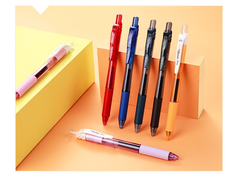 日本pentel派通energel速干中性笔盒装bln105学生用按动考试专用水笔