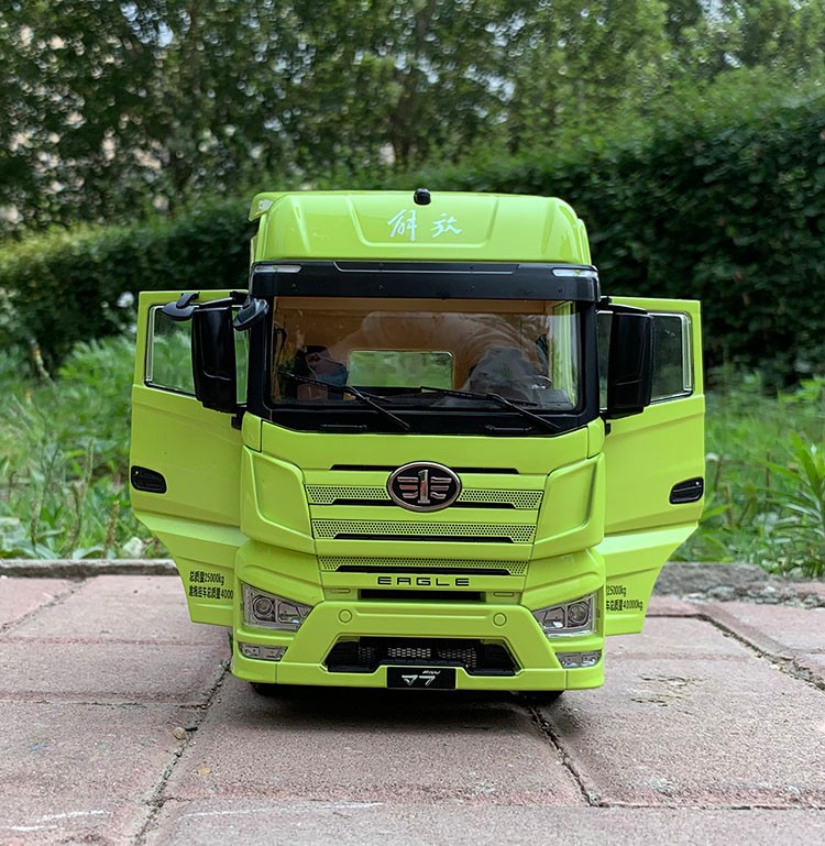 一汽解放原厂1:24车模解放j7牵引头工程运输卡车合金仿真汽车模型 拖